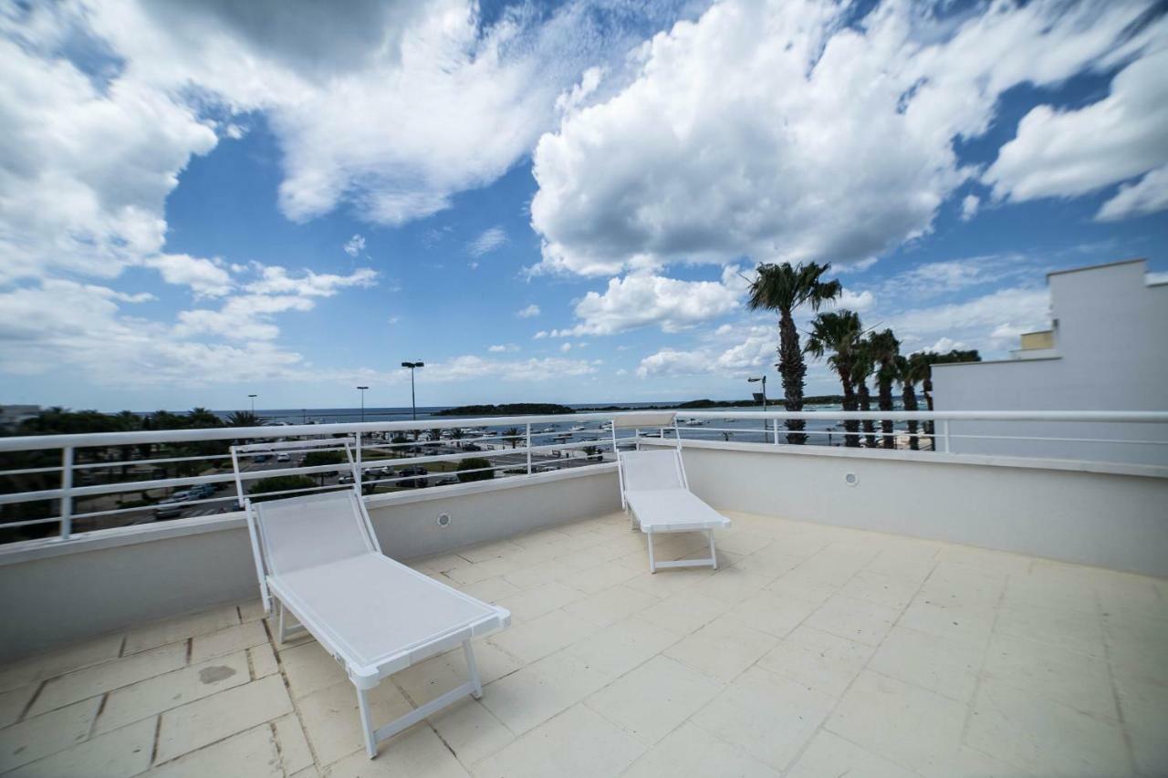 Camera Sul Mare Riviera Порто-Чезарео Экстерьер фото