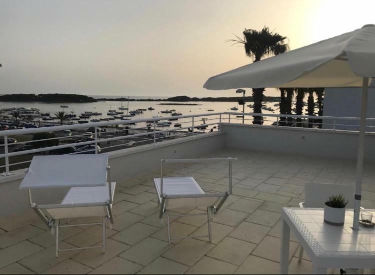 Camera Sul Mare Riviera Порто-Чезарео Экстерьер фото
